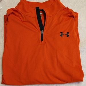 Men's under armour quarter zip long sleeve shirt